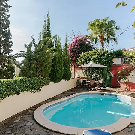 Quinta Florenca - By Wehost * Funchal (Madeira)